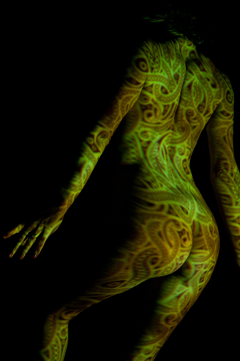 Projection_992_CarineBook_150416_6621.jpg